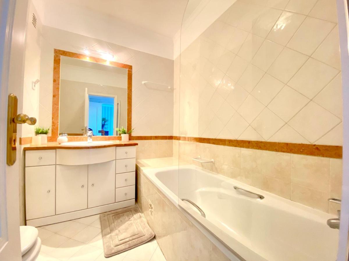 Vilamoura Central 2 Bedroom Flat Buitenkant foto